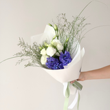 Scented petite bouquet