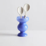 Maison Balzac Petit Gaspard Vase | Bleuet holding wooden spoons in a stylish sky blue design.